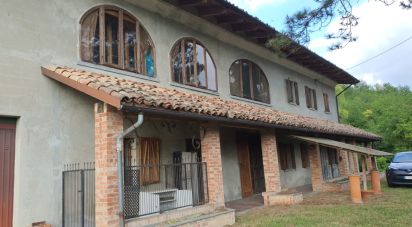 Country home 10 rooms of 500 m² in Grazzano Badoglio (14035)