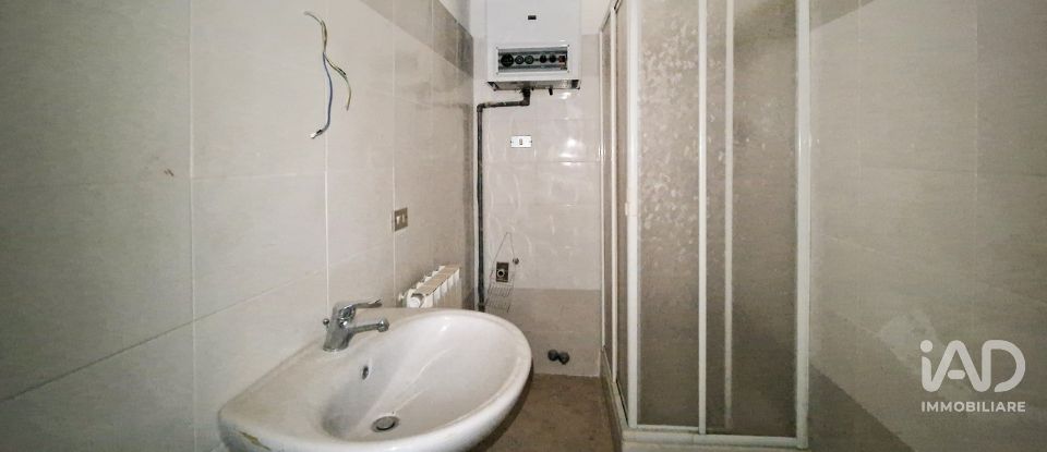 House 11 rooms of 104 m² in Tolentino (62029)