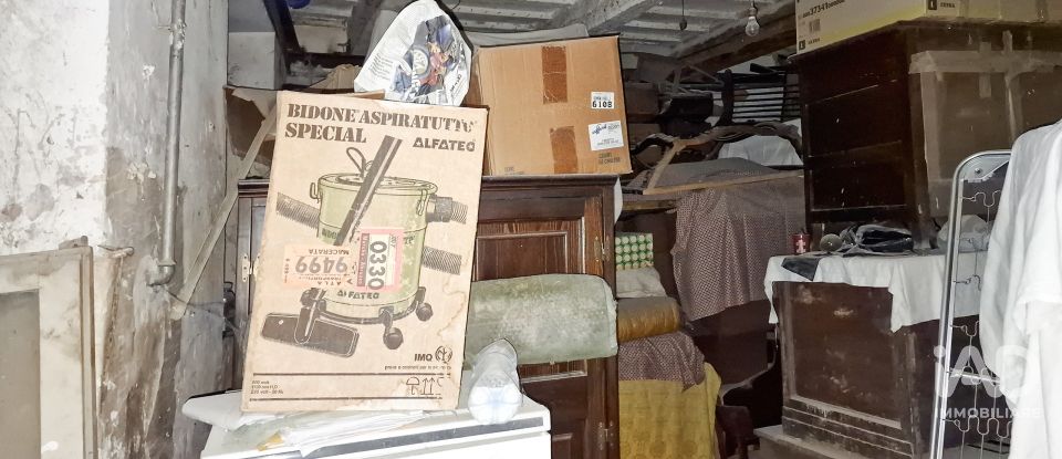 House 11 rooms of 104 m² in Tolentino (62029)