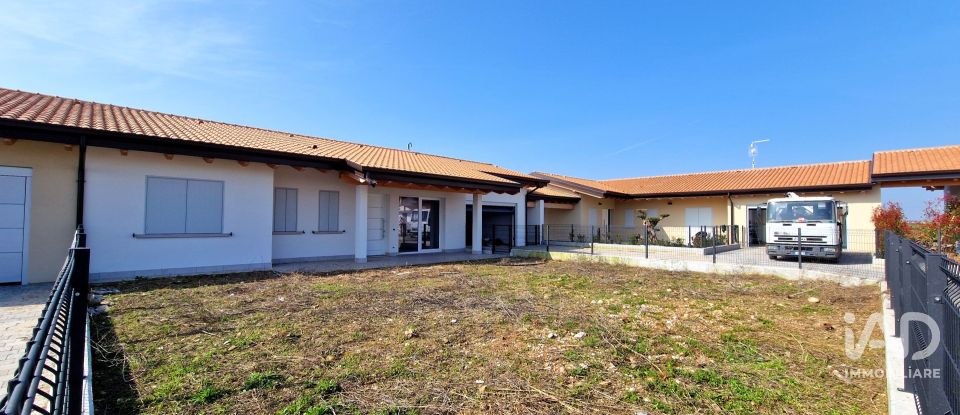 House 3 rooms of 180 m² in Verona (37125)