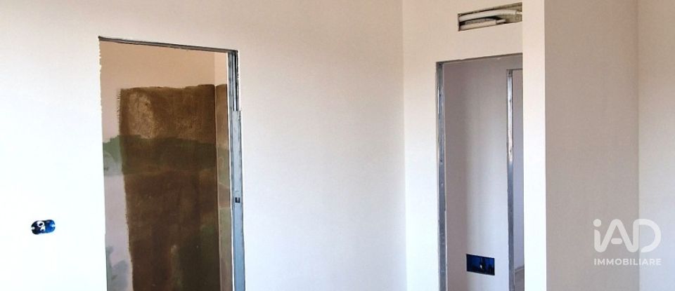 House 3 rooms of 180 m² in Verona (37125)