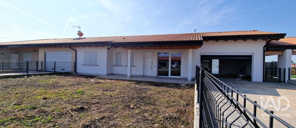 House 3 rooms of 180 m² in Verona (37125)