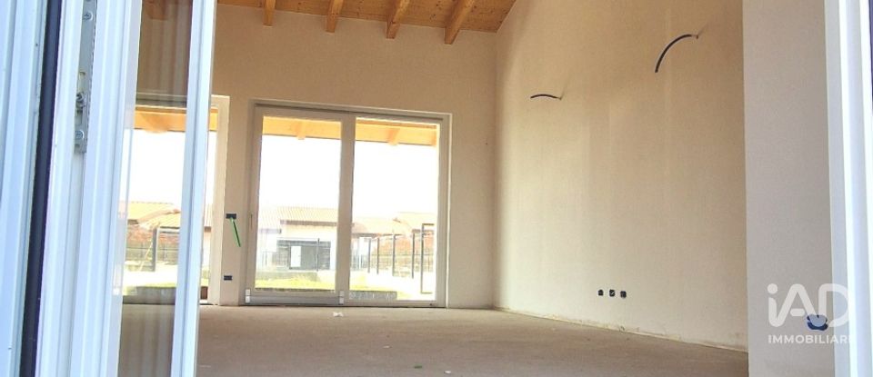 House 3 rooms of 180 m² in Verona (37125)