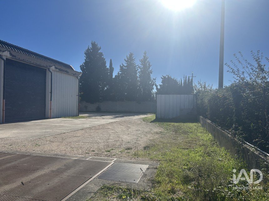 Warehouse of 440 m² in Foligno (06034)