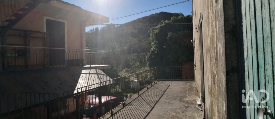House 9 rooms of 118 m² in San Colombano Certenoli (16040)
