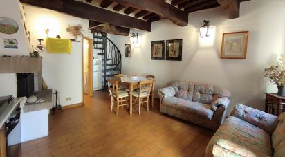 Casa indipendente 5 locali di 78 m² in Poggio San Marcello (60030)