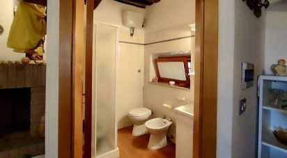 Casa indipendente 5 locali di 78 m² in Poggio San Marcello (60030)