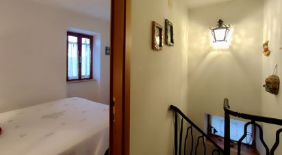 Casa indipendente 5 locali di 78 m² in Poggio San Marcello (60030)