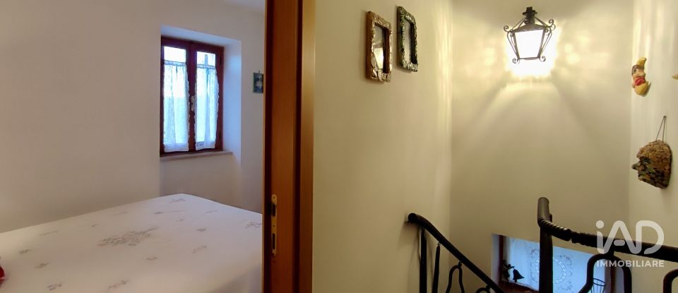 Townhouse 5 rooms of 78 m² in Poggio San Marcello (60030)