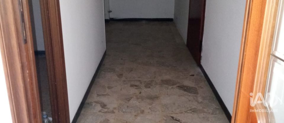 Apartment 5 rooms of 127 m² in Aulla (54011)