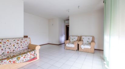 Appartamento 7 locali di 95 m² a Ponsacco (56038)