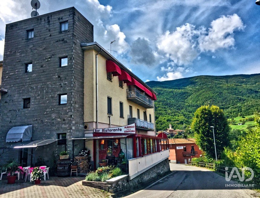 Hotel 3 * di 650 m² in Santa Margherita di Staffora (27050)