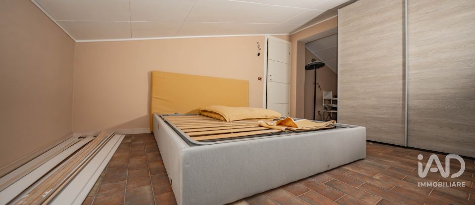 Apartment 5 rooms of 160 m² in Peschiera del Garda (37019)