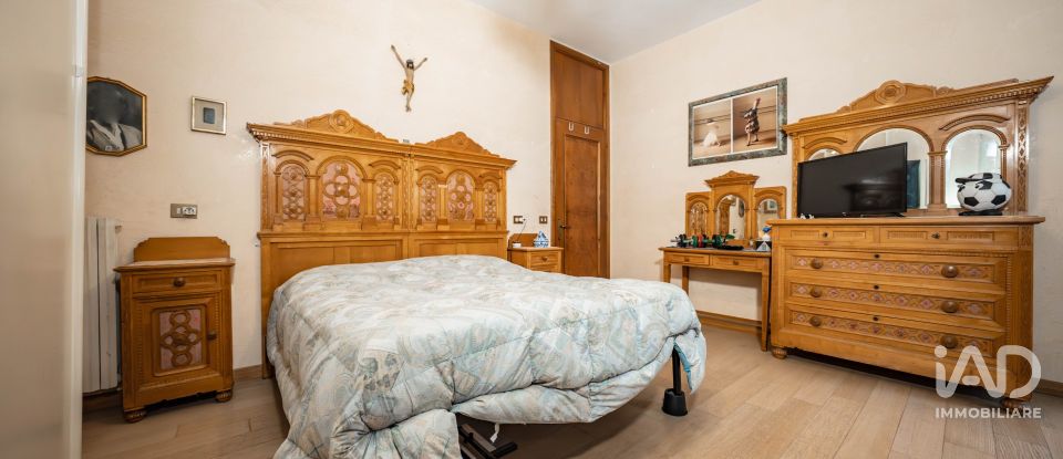 House 7 rooms of 190 m² in Peschiera del Garda (37019)