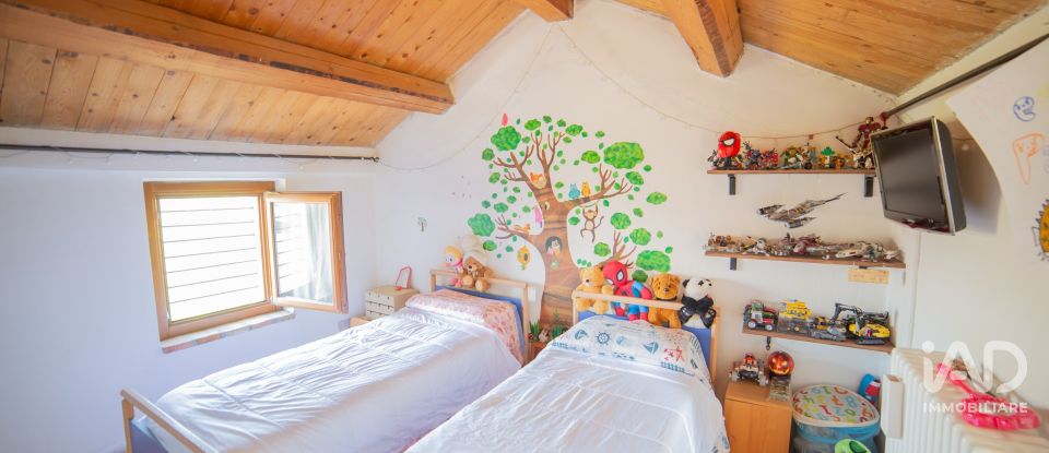 House 6 rooms of 120 m² in Morro d'Alba (60030)