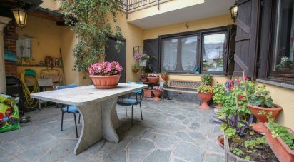 Casa indipendente / Villa 6 locali di 220 m² in San Benigno Canavese (10080)