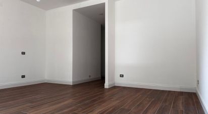 Appartamento 6 locali di 120 m² a Torino (10141)