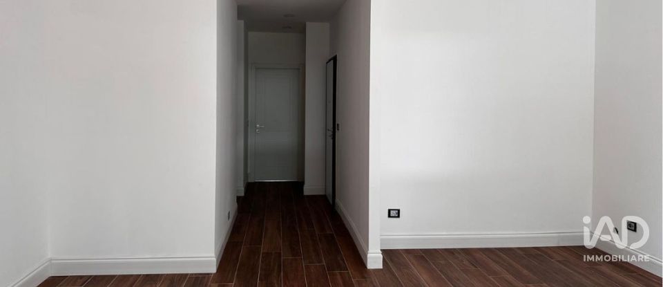 Apartment 6 rooms of 120 m² in Torino (10141)