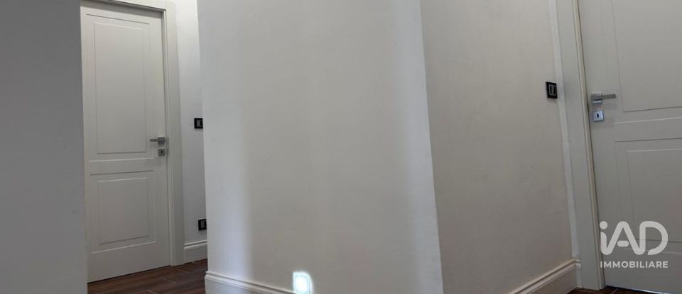 Apartment 6 rooms of 120 m² in Torino (10141)