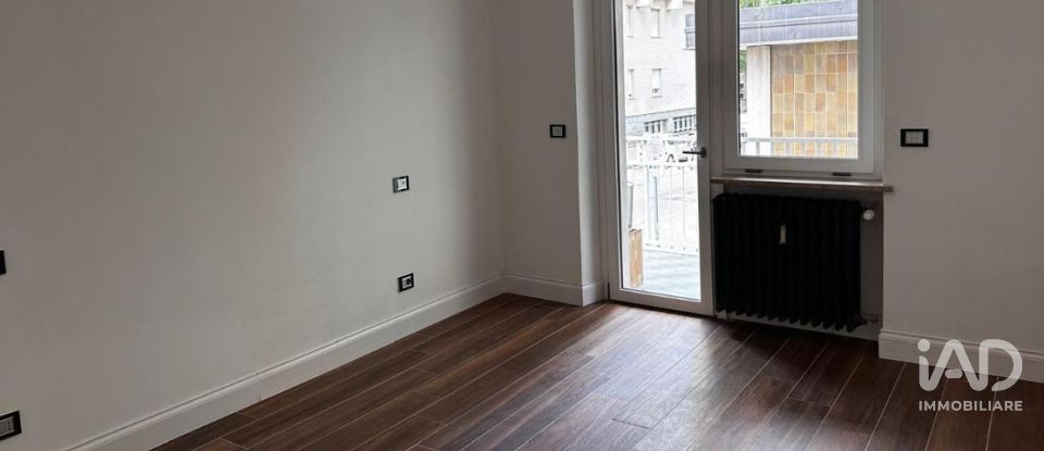 Apartment 6 rooms of 120 m² in Torino (10141)