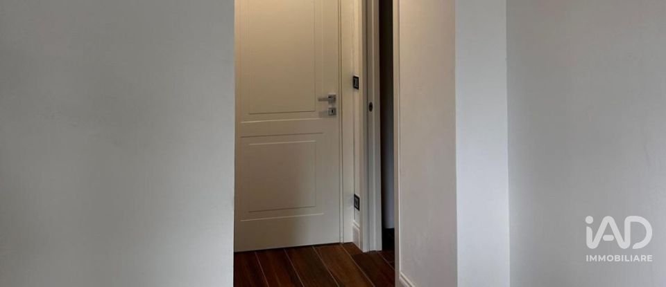 Apartment 6 rooms of 120 m² in Torino (10141)