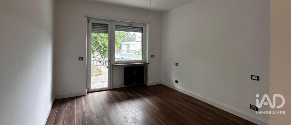 Apartment 6 rooms of 120 m² in Torino (10141)