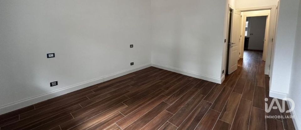 Apartment 6 rooms of 120 m² in Torino (10141)