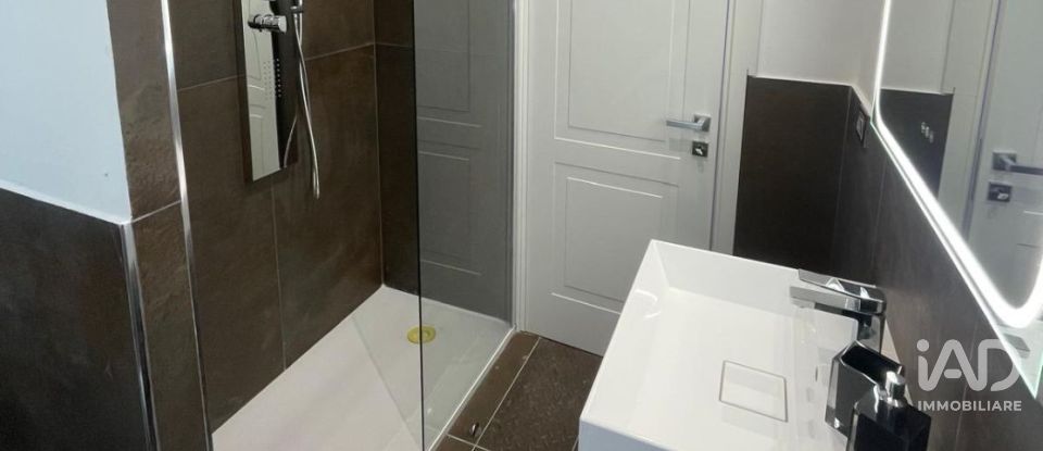 Apartment 6 rooms of 120 m² in Torino (10141)