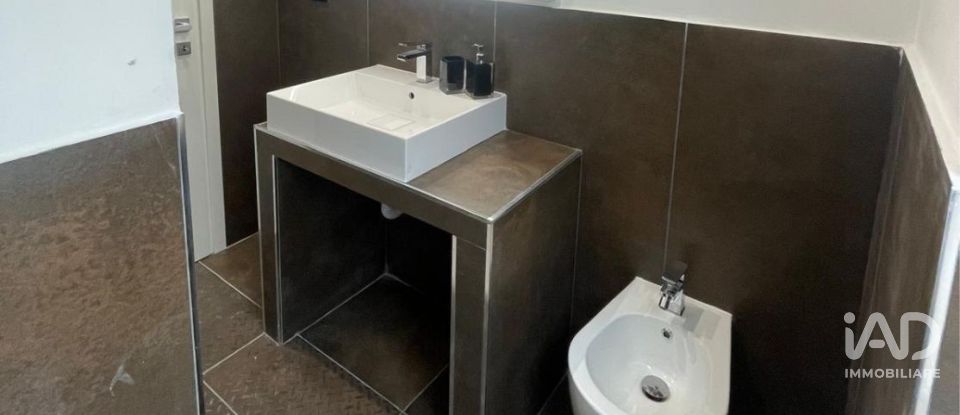 Apartment 6 rooms of 120 m² in Torino (10141)