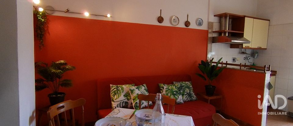 Bilocale di 59 m² a Genova (16139)