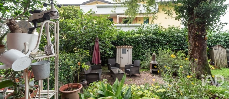 Casa indipendente / Villa 6 locali di 318 m² in Selvazzano Dentro (35030)