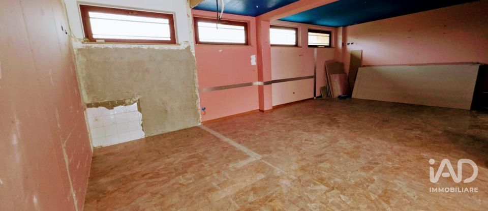 Shop / premises commercial of 83 m² in Montegiorgio (63833)