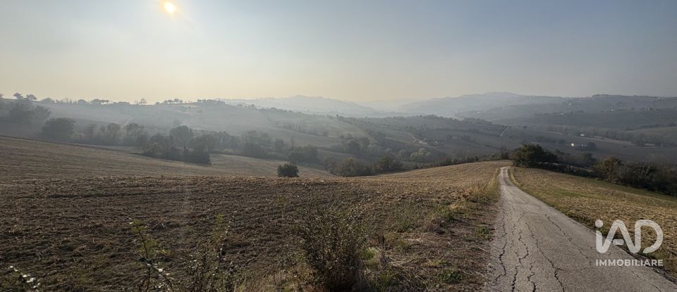 Terreno agricolo di 63.170 m² in Montecosaro (62010)