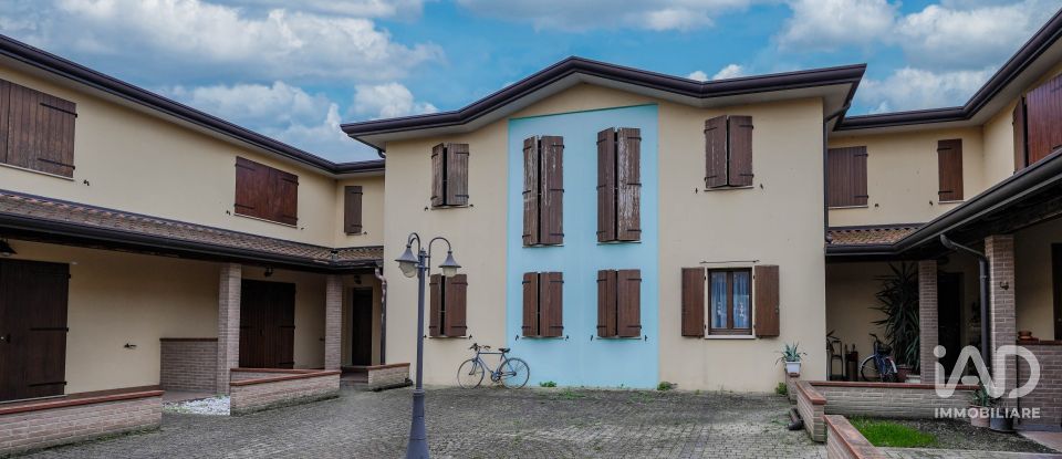 Traditional house 3 rooms of 108 m² in Codigoro (44021)