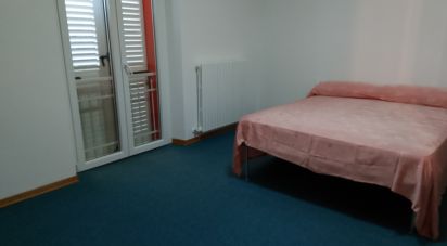 Villa Bifamiliare 12 locali di 300 m² in Treia (62010)