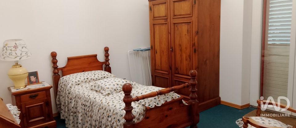 Villa Bifamiliare 12 locali di 300 m² in Treia (62010)