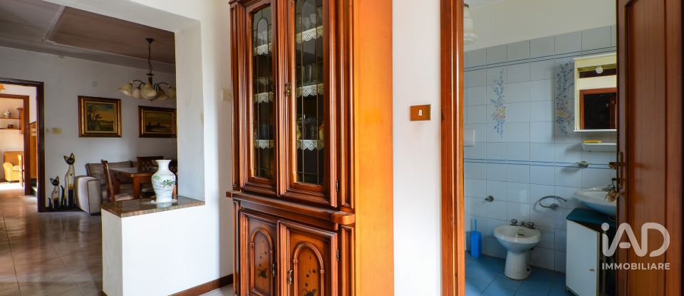 House 8 rooms of 160 m² in Roccavignale (17017)