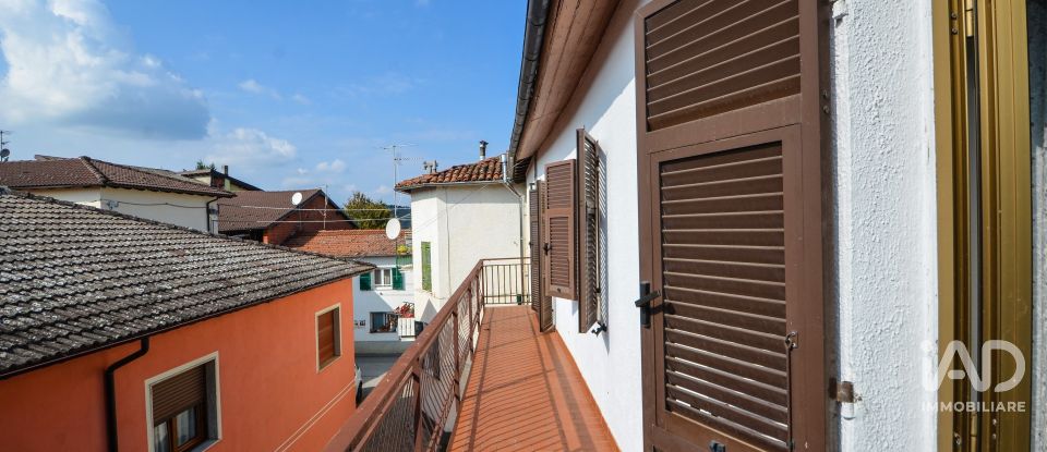 House 8 rooms of 160 m² in Roccavignale (17017)