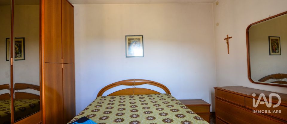 House 8 rooms of 160 m² in Roccavignale (17017)