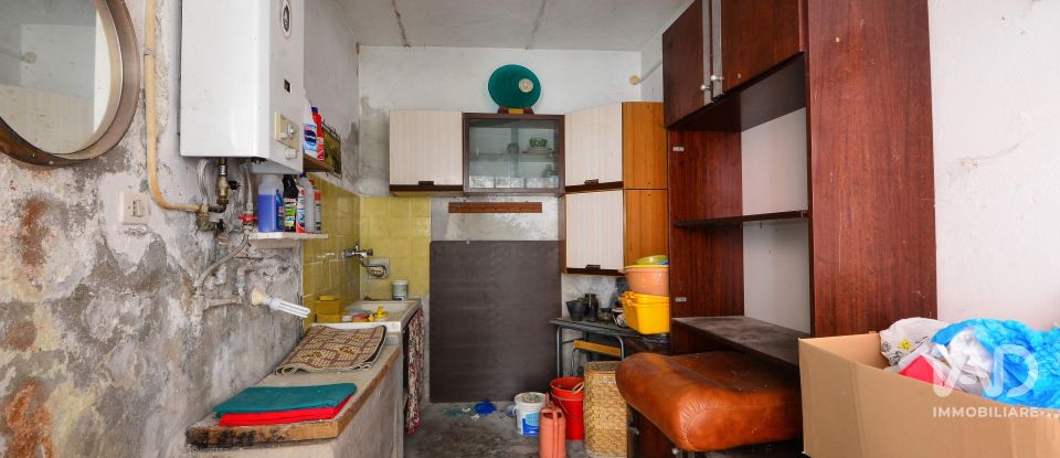 House 8 rooms of 160 m² in Roccavignale (17017)