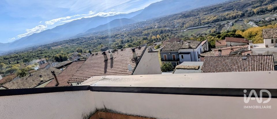 Casa indipendente / Villa 11 locali di 231 m² in Roccacasale (67030)