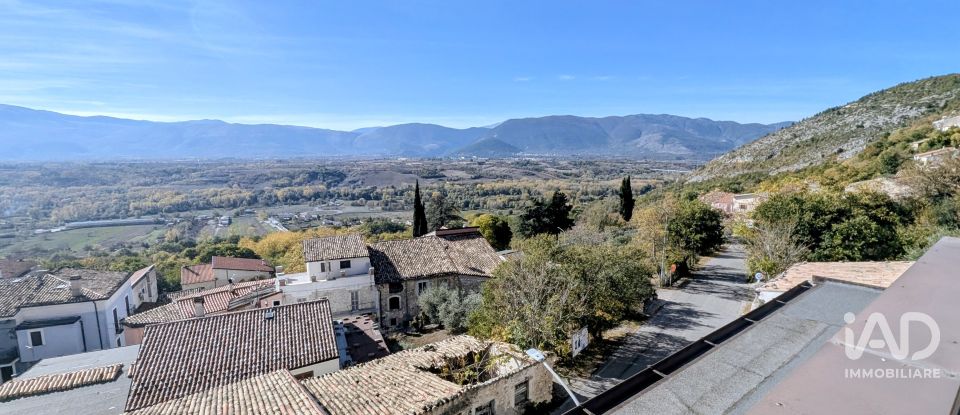 Casa indipendente / Villa 11 locali di 231 m² in Roccacasale (67030)