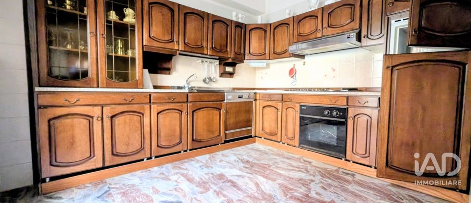 Casa indipendente / Villa 11 locali di 231 m² in Roccacasale (67030)