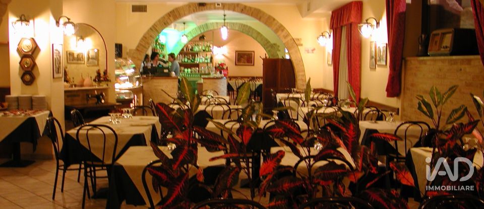 Pizzeria di 284 m² in Lanciano (66034)