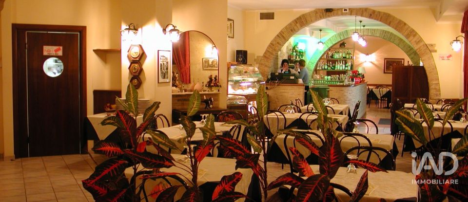 Pizzeria di 284 m² in Lanciano (66034)