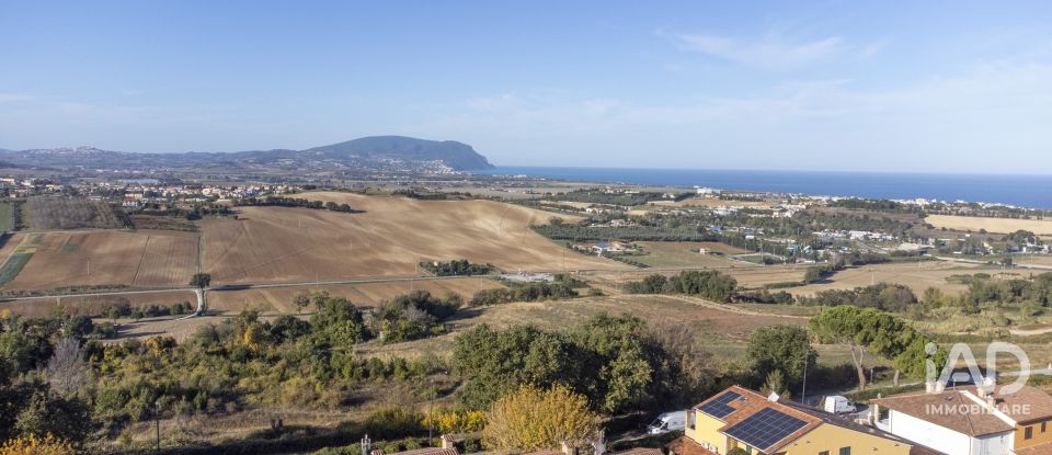 House 10 rooms of 500 m² in Porto Recanati (62017)