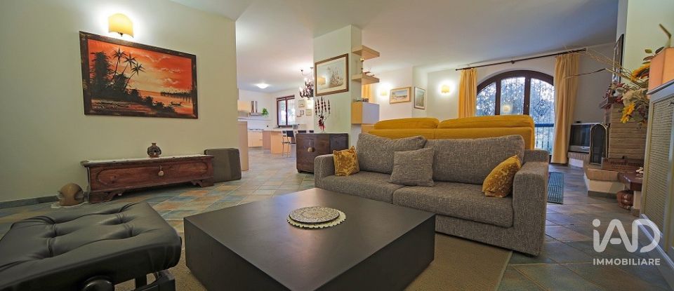 House 10 rooms of 500 m² in Porto Recanati (62017)