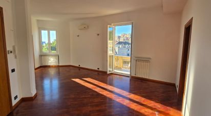 Appartamento 5 locali di 88 m² a Genova (16152)