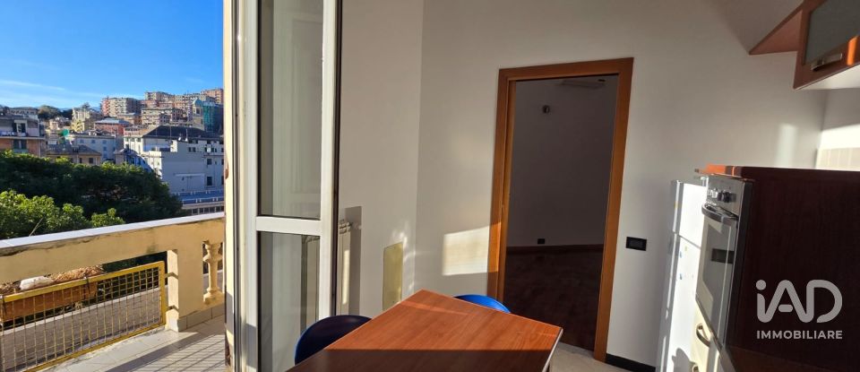 Appartamento 5 locali di 88 m² a Genova (16152)