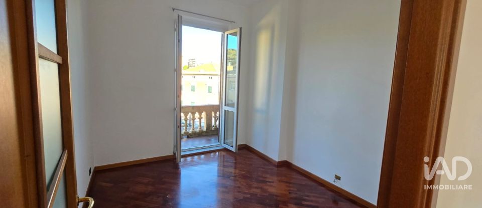Appartamento 5 locali di 88 m² a Genova (16152)